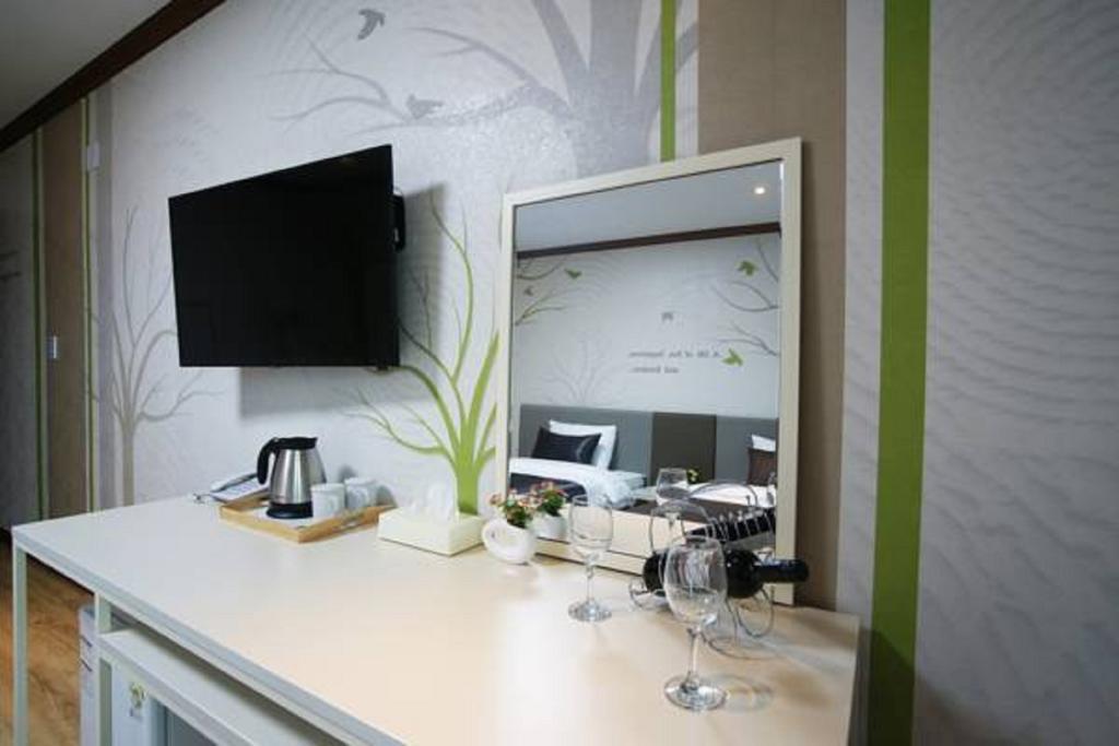 Seongsan Aqua Beach Hotel Seogwipo Bagian luar foto
