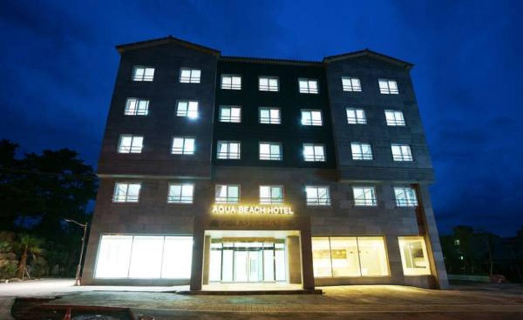 Seongsan Aqua Beach Hotel Seogwipo Bagian luar foto