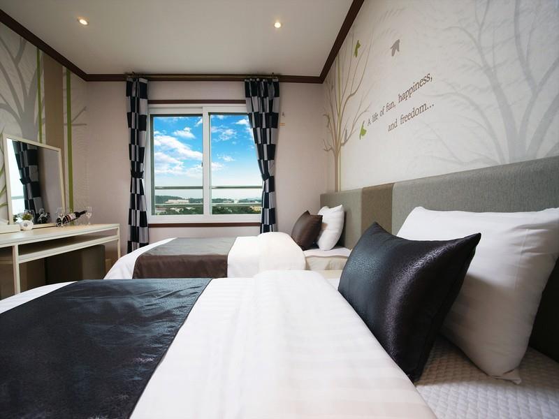 Seongsan Aqua Beach Hotel Seogwipo Bagian luar foto
