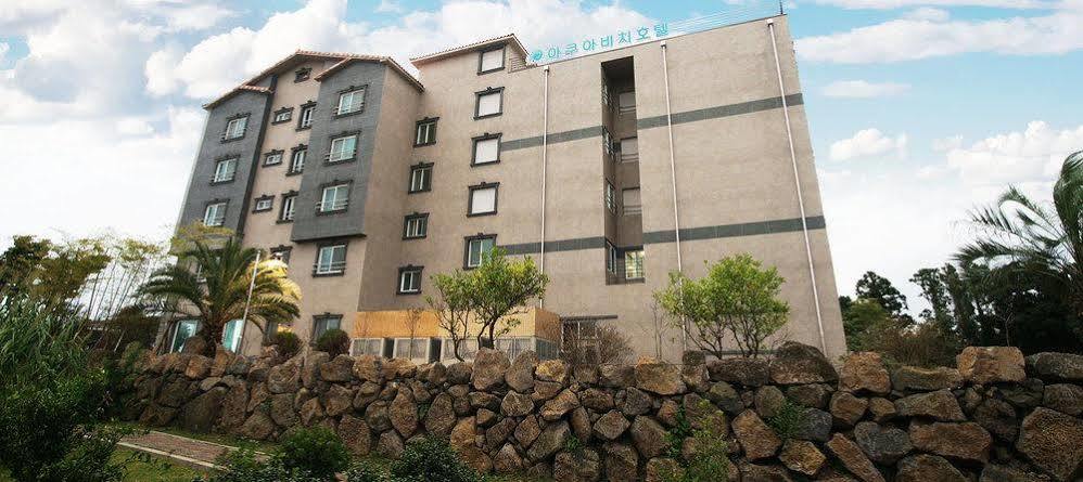 Seongsan Aqua Beach Hotel Seogwipo Bagian luar foto